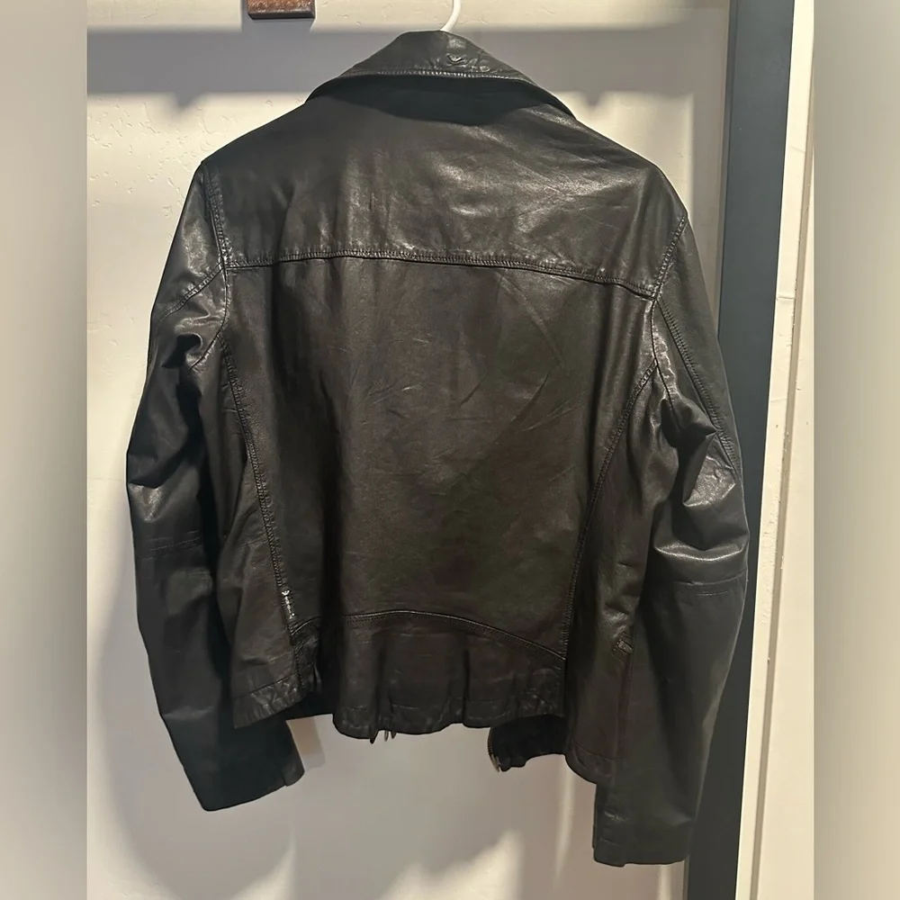 Armani Jeans Black Leather Motorcycle Jacket, Women's Size 6 - Picture 6 of 16